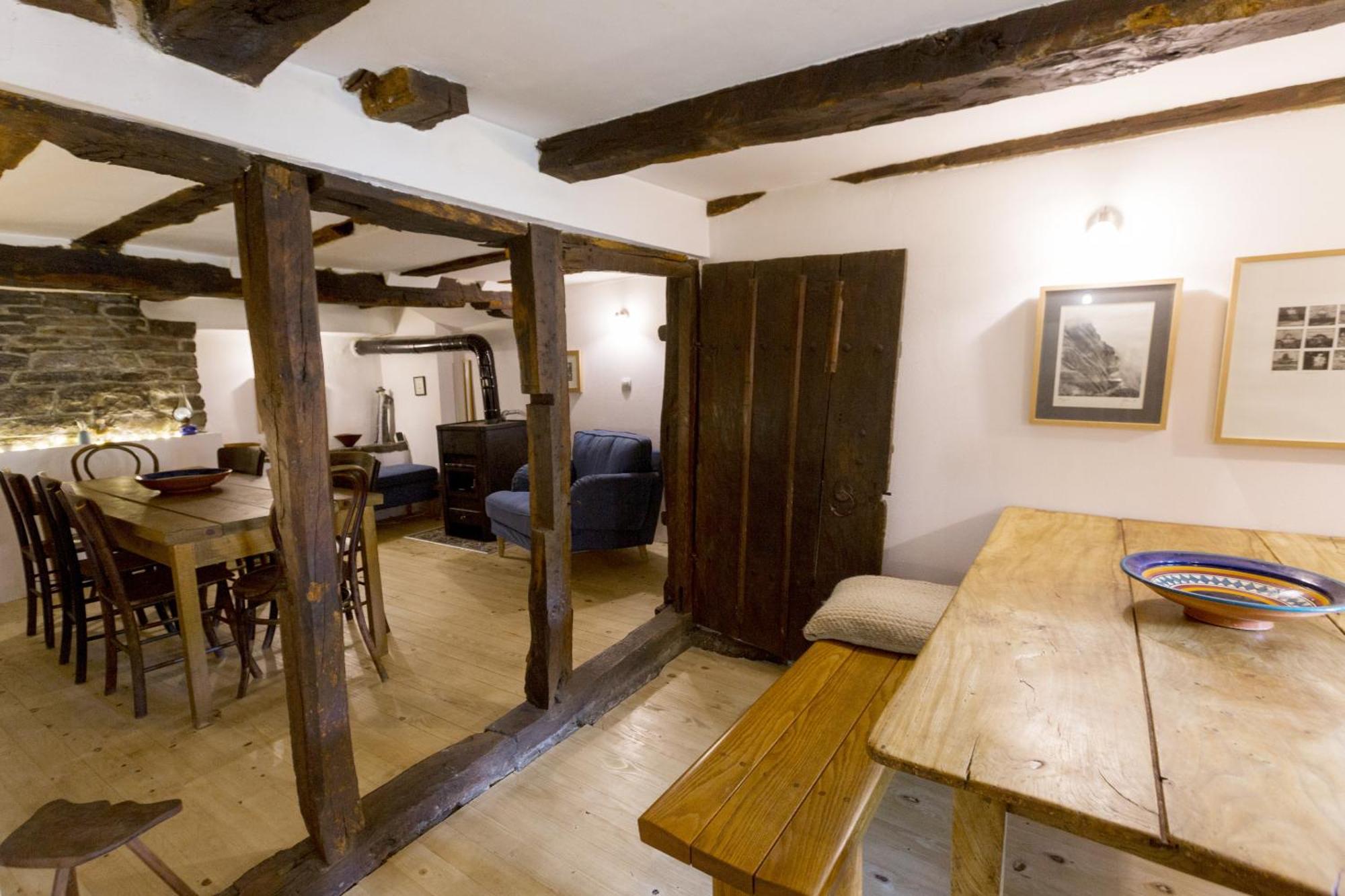 Little River Guest House Gabrovo Esterno foto