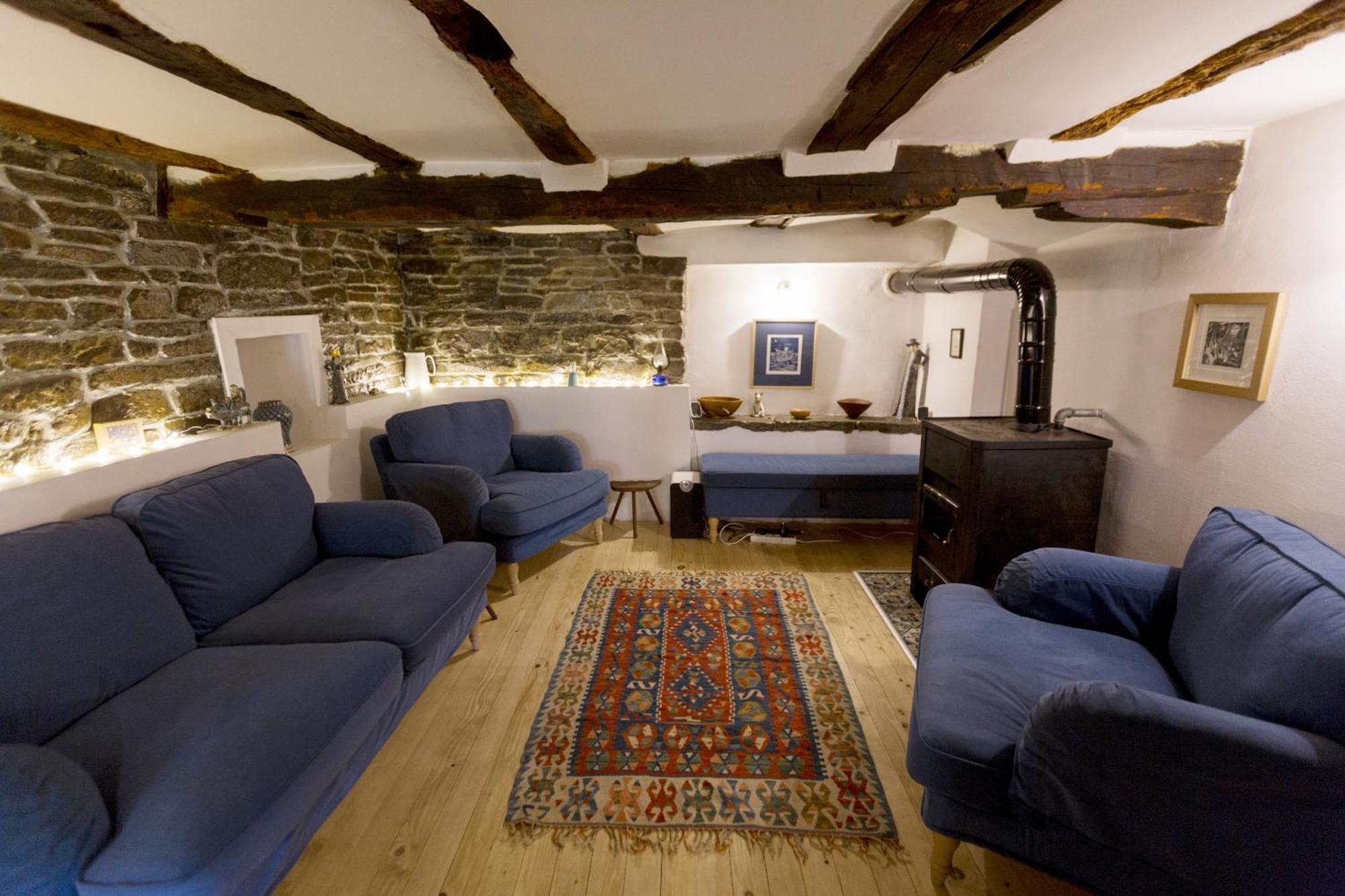 Little River Guest House Gabrovo Esterno foto