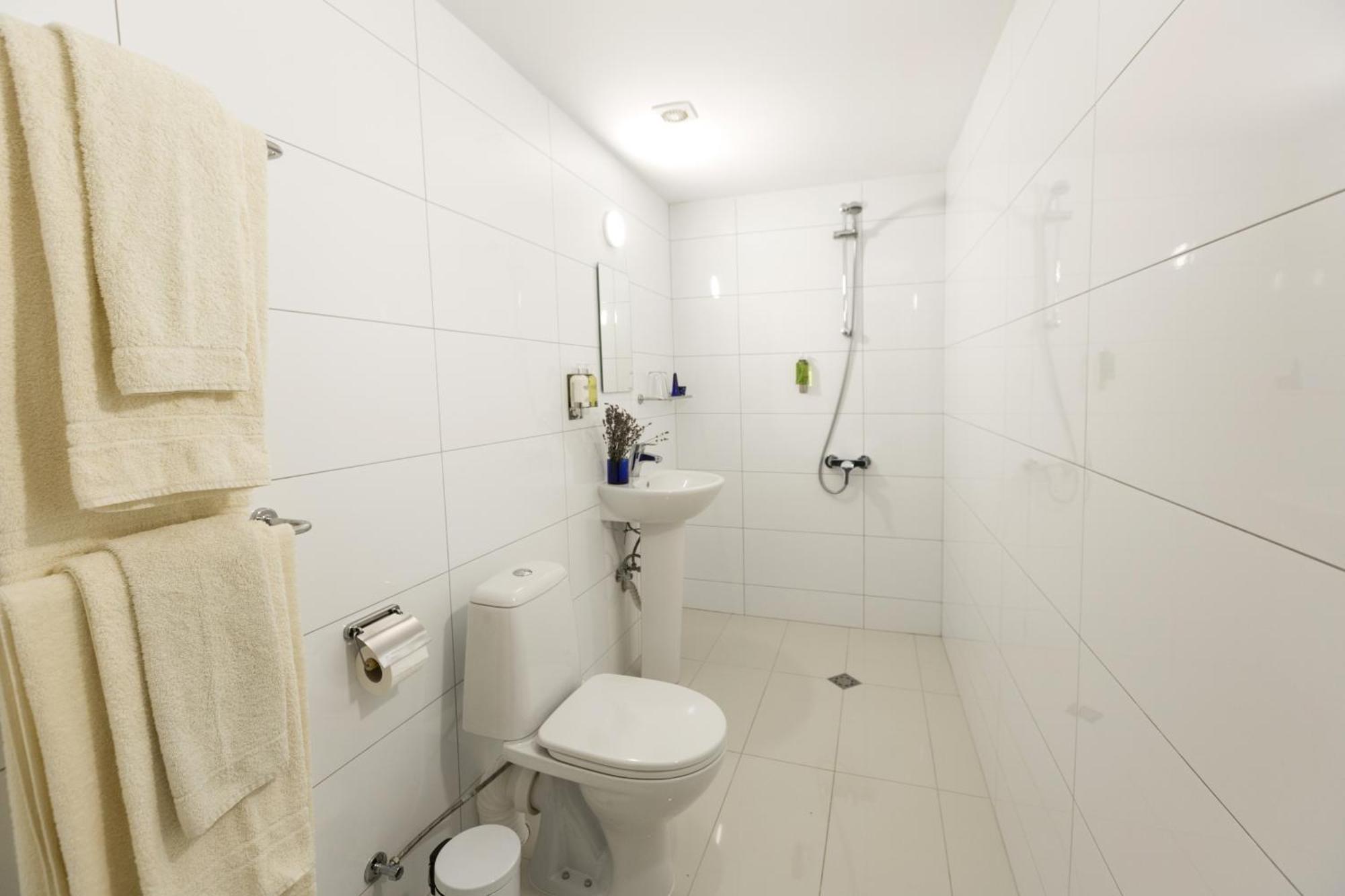 Little River Guest House Gabrovo Esterno foto