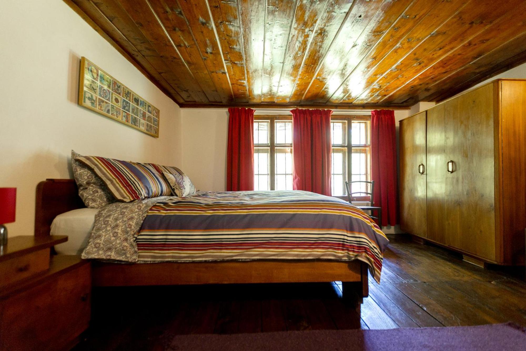 Little River Guest House Gabrovo Esterno foto
