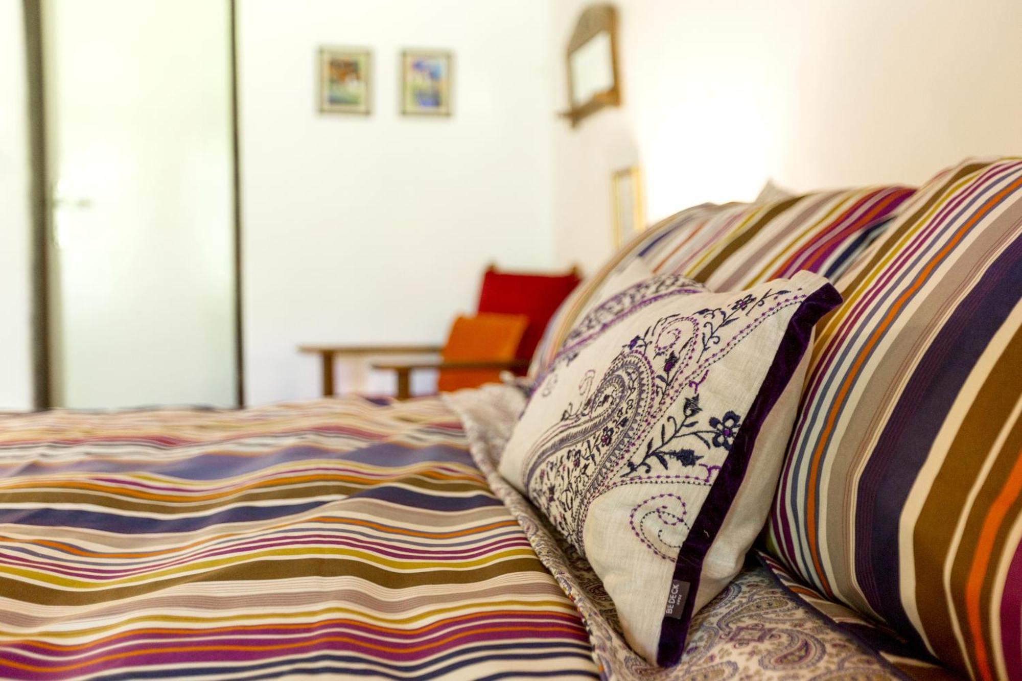 Little River Guest House Gabrovo Esterno foto